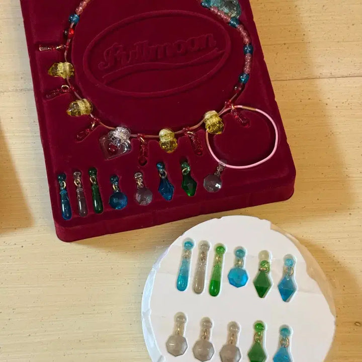 [BUNJANG] Full Moon Necklace Classic Toy / 달빛천사 목걸이 고전완구