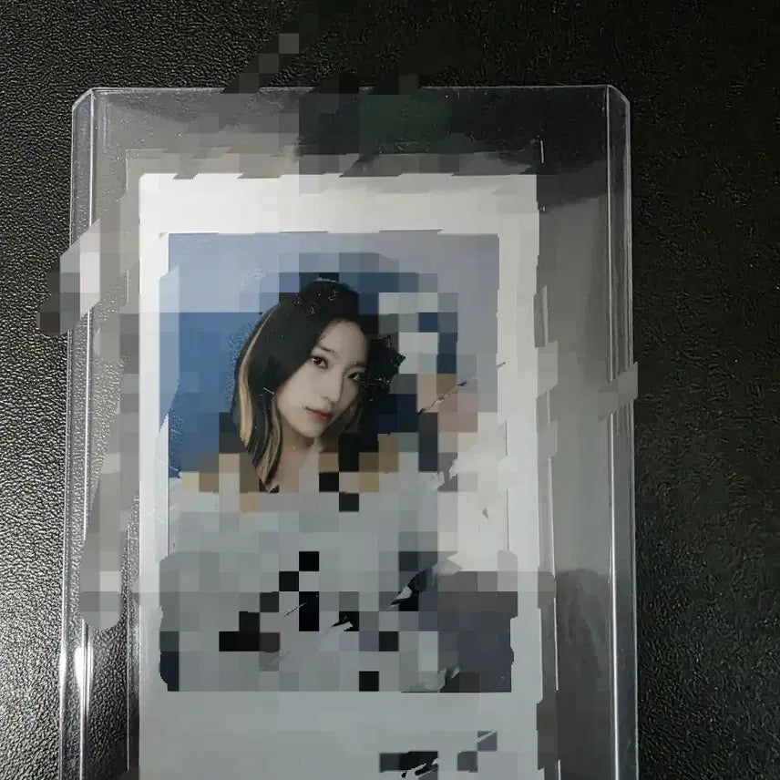 [BUNJANG] Fromis_9 Saerom Signed Polaroid / 이새롬 싸인 폴라로이드
