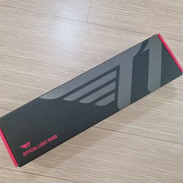 [BUNJANG] T1 Official Lightstick Bracelet / 티원 공식 응원봉팔찌