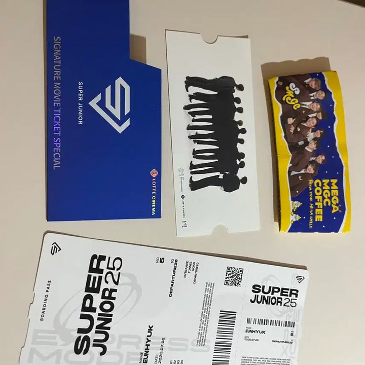 [BUNJANG] Super Junior 20th Anniversary POB Postcard, Balloon, Cup Holder Bundle Set / 슈퍼주니어 20주년 특전 일괄 엽서 풍선 컵홀더
