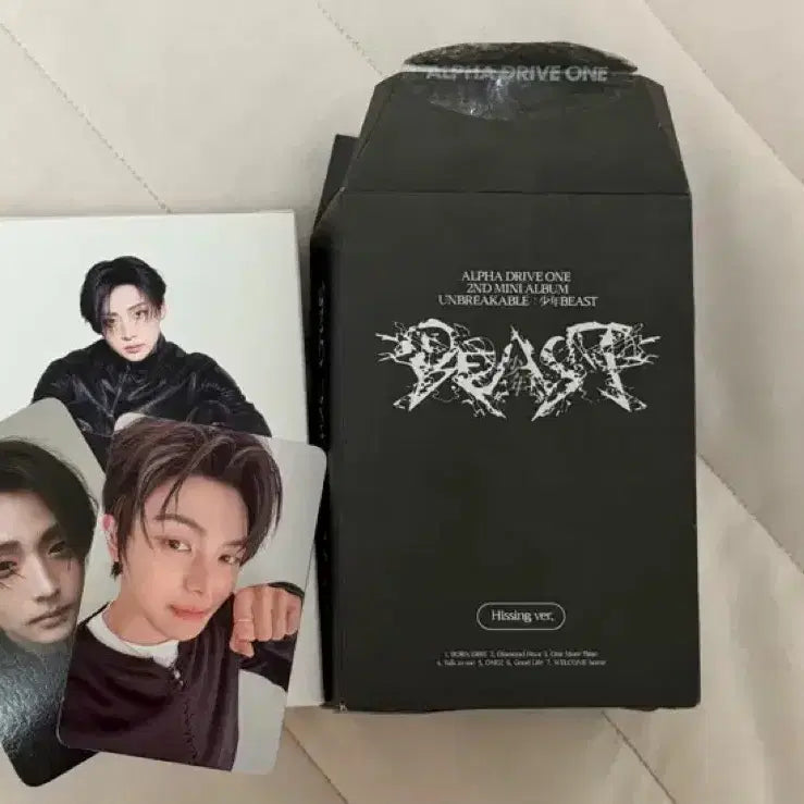 [BUNJANG] AldiWon Hissing Album Lee Sang-won Version Photocard Bundle Set / 알디원 Hissing 앨범 이상원 양도 상리오즈 이리오 허씬롱 분철 콘서트 쇼케이스
