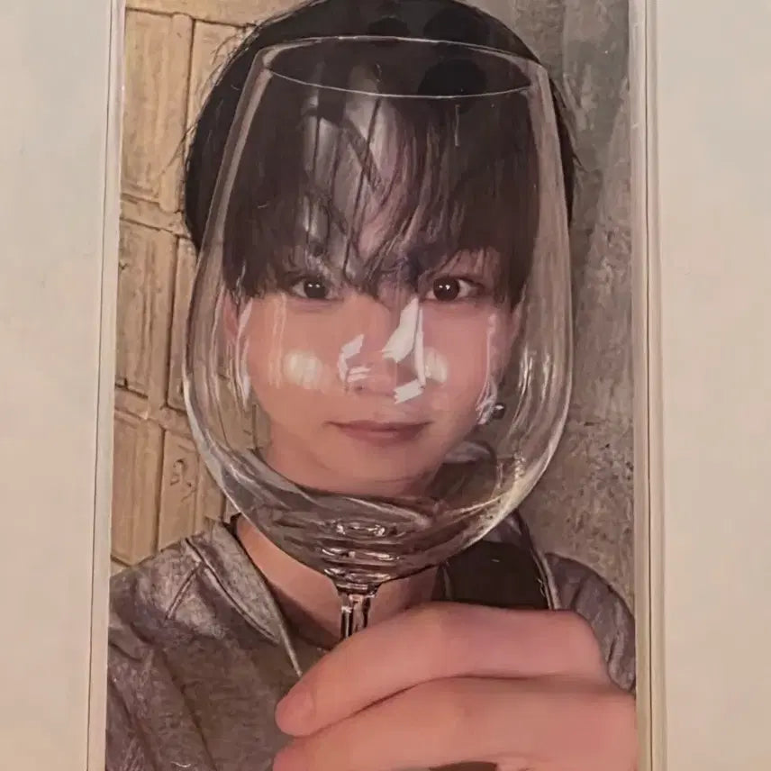 [BUNJANG] ENHYPEN The Blithe Wine Glass Jungwon Photocard / 엔하이픈 더씬블리스 와인잔  정원 포카