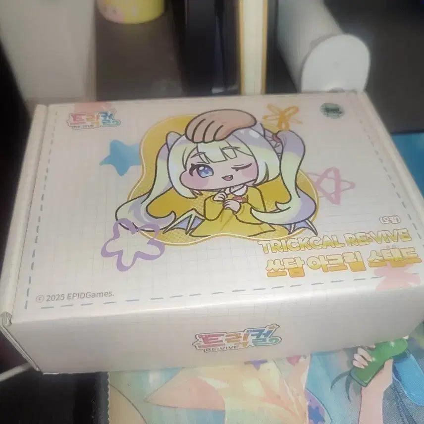 [BUNJANG] Tricolore Opal Waving Hand Acrylic Stand / 트릭컬 오팔 쓰담 아크릴 팝니다