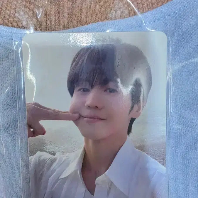 [BUNJANG] Yoseop Highlight Fade In Merchandise Photocard / 양요섭 Fade In 엠디 옷 포토카드 양도합니다
