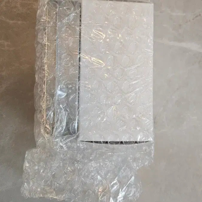 [BUNJANG] QWER Lightstick Accessory (Sealed) / QWER 응원봉 악세사리