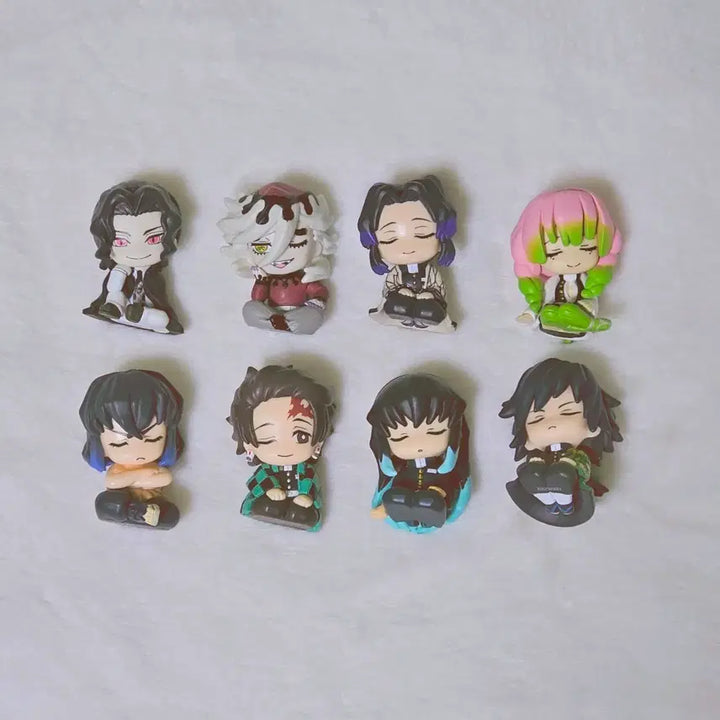 [BUNJANG] Demon Slayer Shoulder Gacha Figure Set (8 Types) / 귀멸의 칼날 피규어 어깨쿵 가챠 피규어 8종