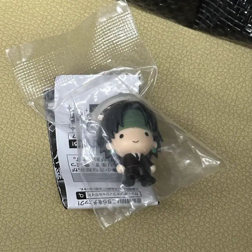 [BUNJANG] Hunter x Hunter Chrollo Lucilfer Phantom Troupe Vol. 2 Sealed / 헌터헌터 클로로 메지루시 환영여단 2탄 미개봉 새상품