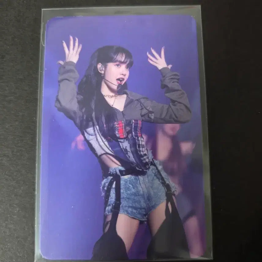 [BUNJANG] BLACKPINK Lisa The Show DVD Photocard / 블랙핑크 블핑 포토카드 포카 리사 Lisa the show  더쇼 DVD 시그 특전 MD blackpink BP