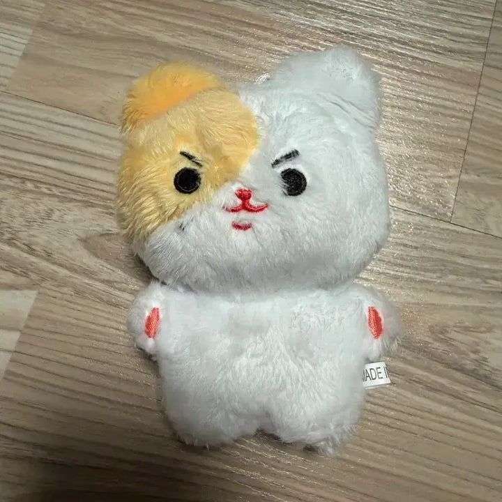 [BUNJANG] CRAVITY Wonjin 10cm Hamtori Doll / 반택포 크래비티 원진 10cm 인형 함토리 양도