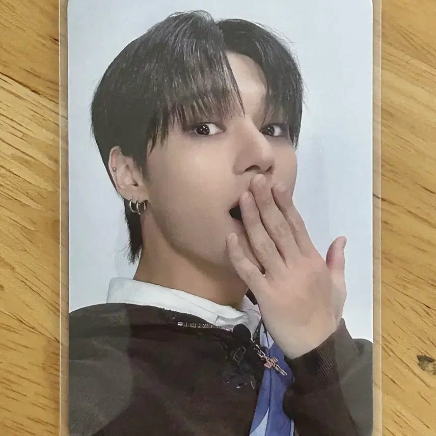 [BUNJANG] ATEEZ CGV LIGHT THE WAY Photocard Wooyoung POB / 에이티즈 CGV LIGHT THE WAY 특전 우영 양도