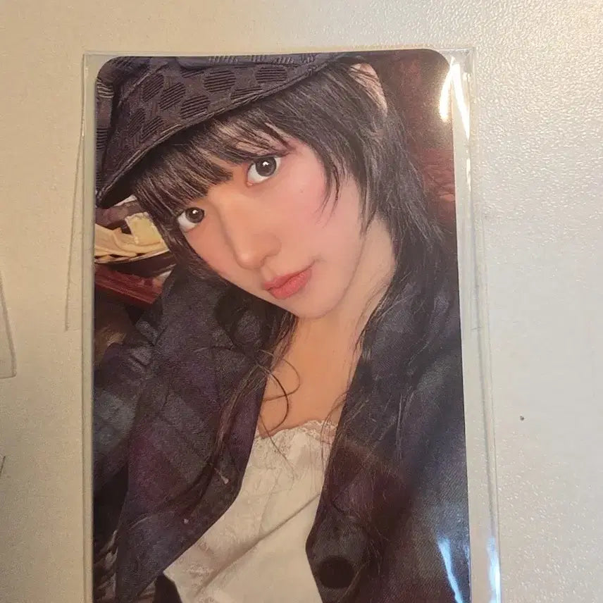 [BUNJANG] Kiki Jiyu 2nd Week Studio Photocard / 키키 지유 2주차 공방 포카