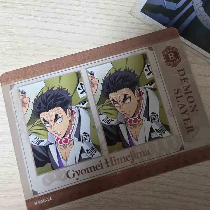 [BUNJANG] Demon Slayer Iguro Obanai &amp; Himejima Gyomei Postcard Set / 귀멸의 칼날 이구로 오바나이와 히메지마 엽서