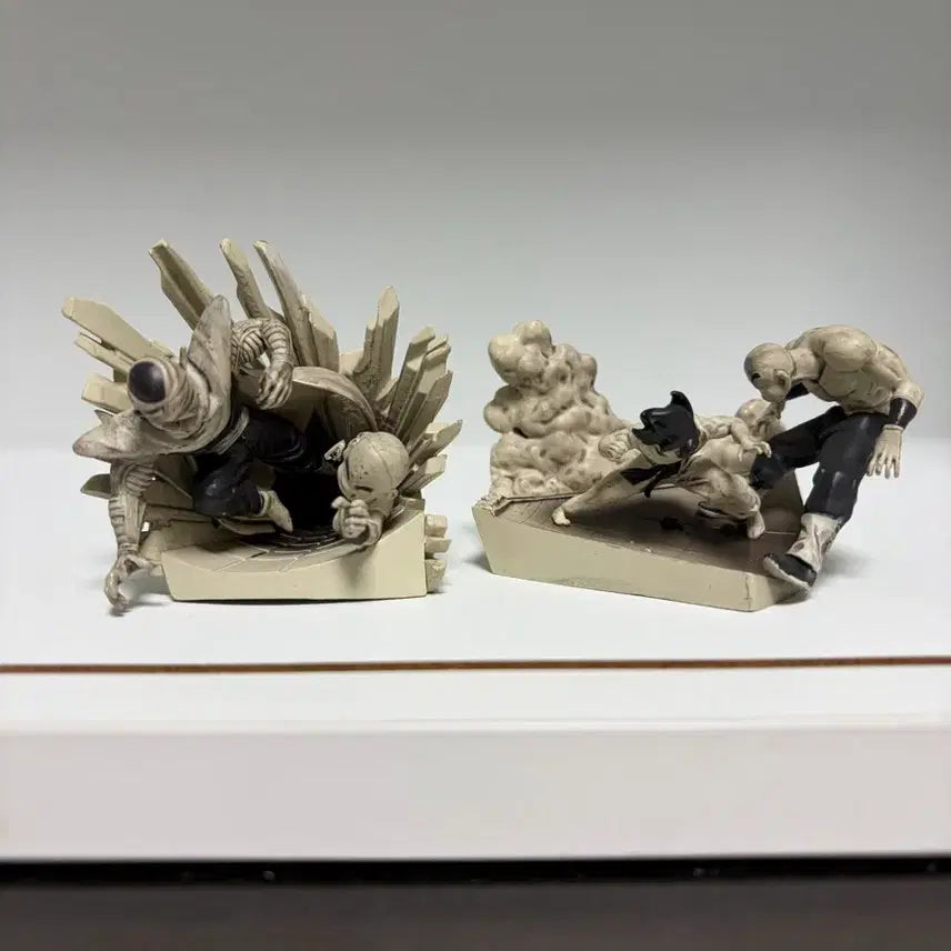 [BUNJANG] Dragon Ball Monochrome Figures Set (2 Types) / 드래곤볼 흑백피겨 2종 일괄