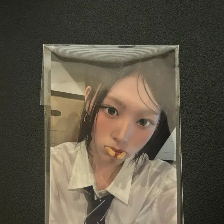 [BUNJANG] TWICE Mina Lisence Pluschat Shrimp Cracker POB Photocard / 리센느 플러스챗 새우깡 미공포 미나미
