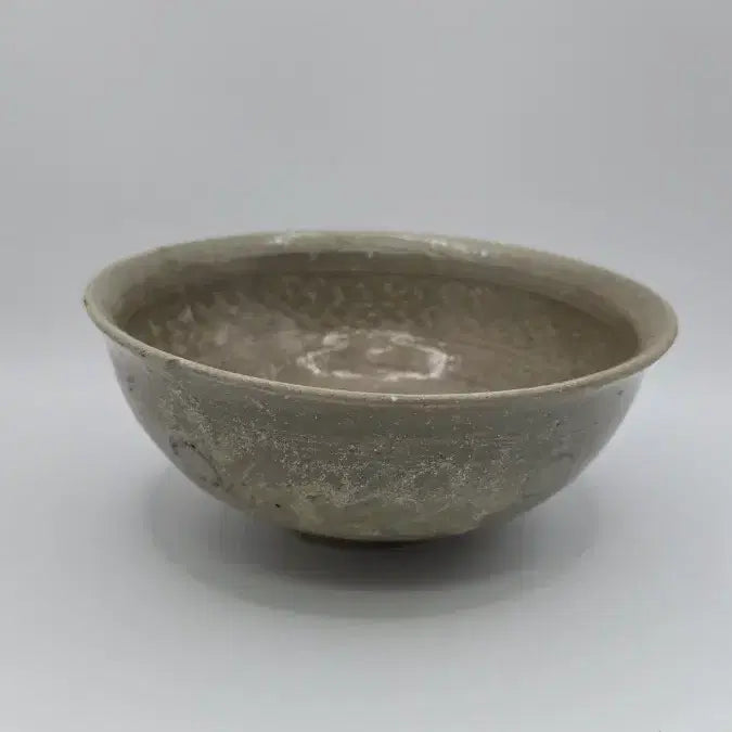 [BUNJANG] Authentic Joseon Dynasty Buncheong Ware Black and White Inlaid Floral and Turtle Shell Pattern Vase / 진품 조선초기 분청자흑백상감 국화구갑문발 골동품