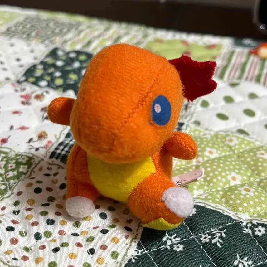 [BUNJANG] Vintage Pokemon Charmander Plush (6cm) / 포켓몬 고전 인형 파이리 6cm