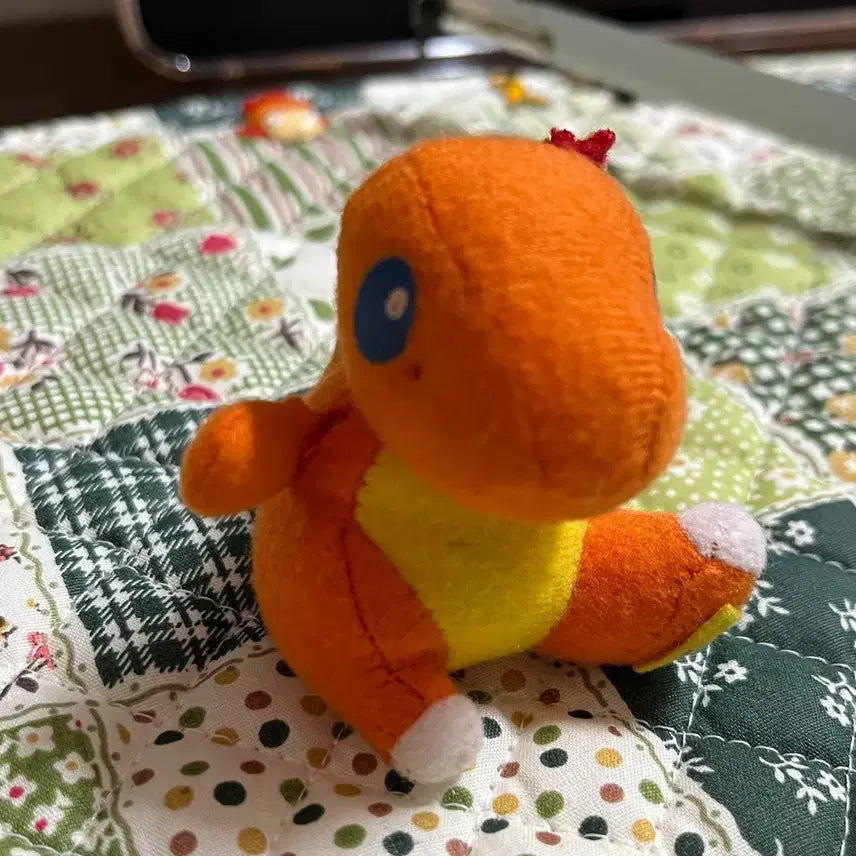 [BUNJANG] Vintage Pokemon Charmander Plush (6cm) / 포켓몬 고전 인형 파이리 6cm