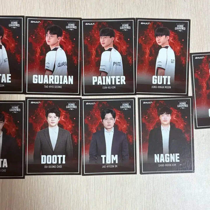 [BUNJANG] T1 Esports T1 Home Jersey Coach Staff Card Bundle Set / Bault 티원 홈그 2군 감코진 카드 25장 일괄