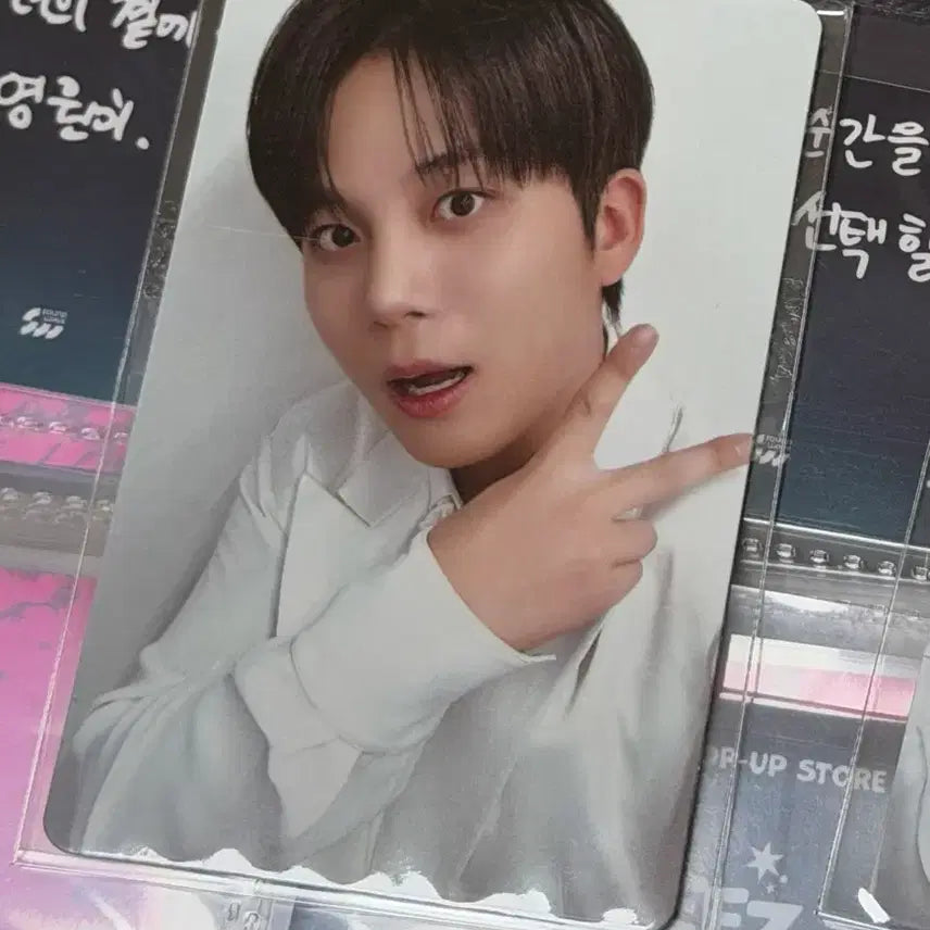 [BUNJANG] ATEEZ Anitiz Pop-up Store Special Edition Jongho Photocard / 에이티즈 애니티즈 팝업 10만원 특전 종호 포카