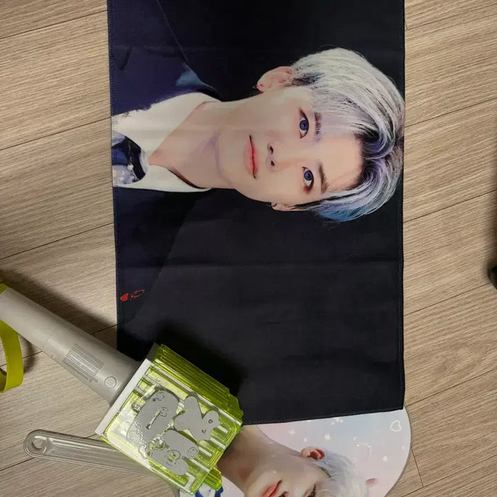[BUNJANG] NCT Jaemin Slogan, Uchiwa, and Lightstick Bundle Set / 엔시티 재민 슬로건 +우치와 +응원봉