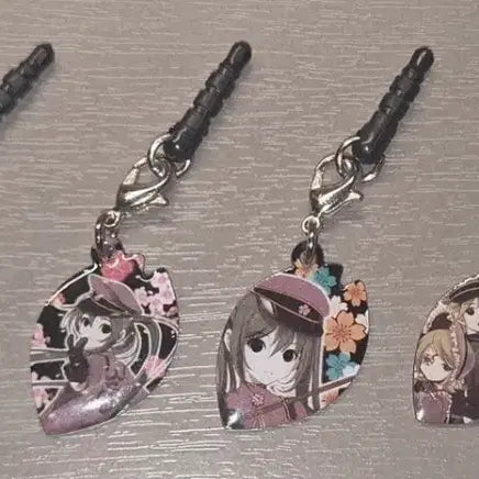 [BUNJANG] Vocaloid Cherry Blossom Miku, Rin, Len, Meiko, Kaito Keychain Set / [희귀매물] 천본앵 미쿠 린 렌 메이코 카이토 벚꽃 키링 휴대폰 키링