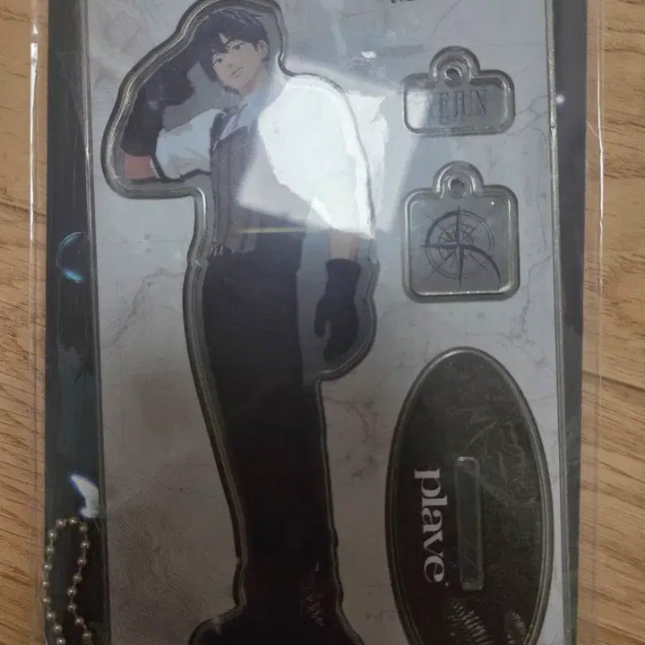 [BUNJANG] WEi Junseo Acrylic Standee / 웨포럽 예준 아크릴