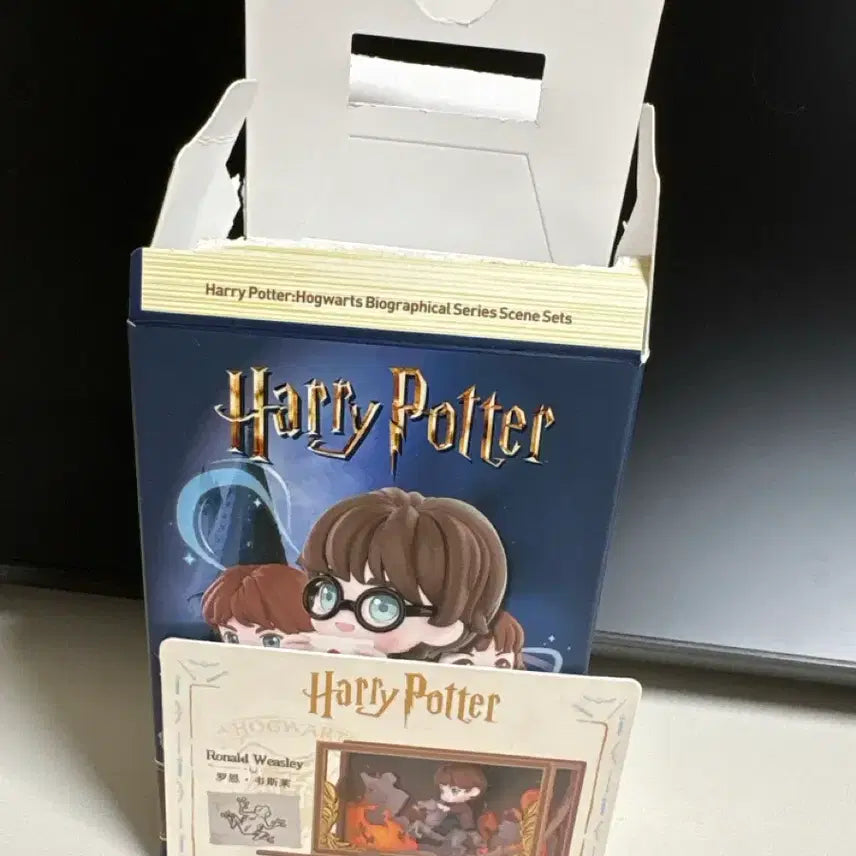 [BUNJANG] Pop Mart Harry Potter Hogwarts World Ron Weasley Diorama Figure / 팝마트 해리포터 호그와트 세계관 디오라마 론 위즐리
