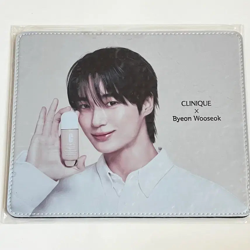 [BUNJANG] Byun Woo Seok Clinic Mousepad &amp; Mirror Bundle Set / 변우석 클리니크 마우스패드,거울 일괄