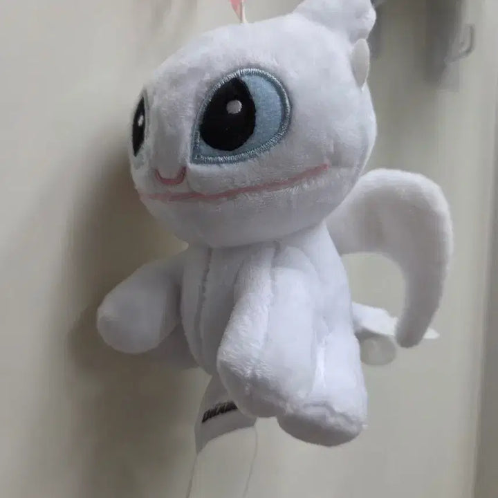 [BUNJANG] How to Train Your Dragon Light Fury Plush Keychain / 드래곤 길들이기 라이트 퓨리 인형 키링