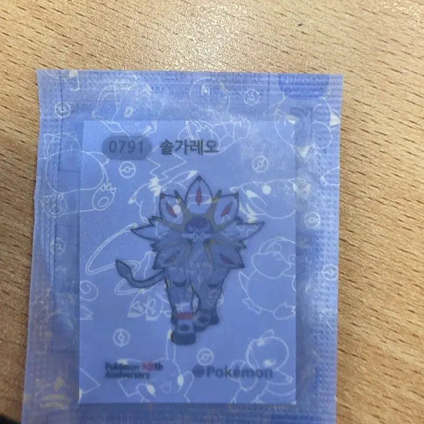 [BUNJANG] Solgaleo 30th Anniversary Pokemon Sticker / 솔가레오 띠부실 팝니다