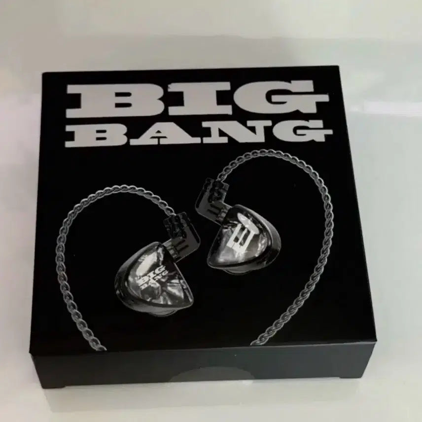 [BUNJANG] Big Bang In-Ear Earphones / 빅뱅 이어폰 인이어 팝니다!