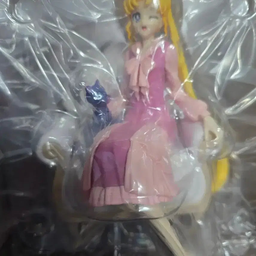 [BUNJANG] Sailor Moon Cosmos Usagi &amp; Luna A Prize Figure / 세일러문 극장판 세일러 코스모스 우사기 &amp; 루나 A상