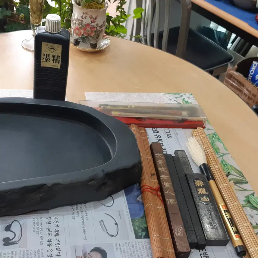 [BUNJANG] Large Stone Inkstone Set with Brush, Ink, and Paperweight / 초대형벼루 붓,먹 .문진