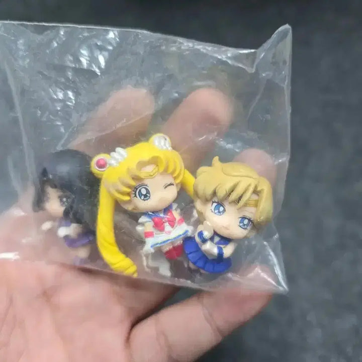 [BUNJANG] Sailor Moon Gacha Figure Set (Usagi, Uranus, Saturn) / 세일러문 가챠 피규어 미소녀 전사 오챠토모 3개 우사기 (공뎀사진)