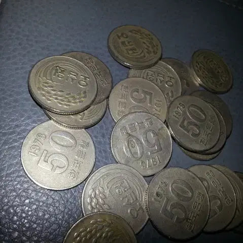 [BUNJANG] 1978 50 Won Coin Bundle (30 pcs) / 50원 동전 30개 1978년 중고
