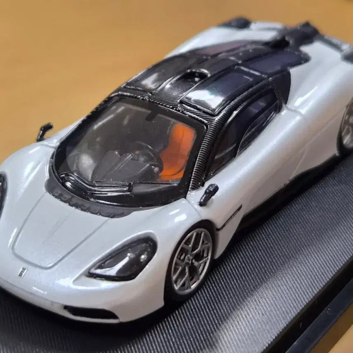 [BUNJANG] GMA T50 White 1:64 Scale Diecast Model (7cm) / 7cm 모델 GMA T50 화이트 1:64 다이캐스트