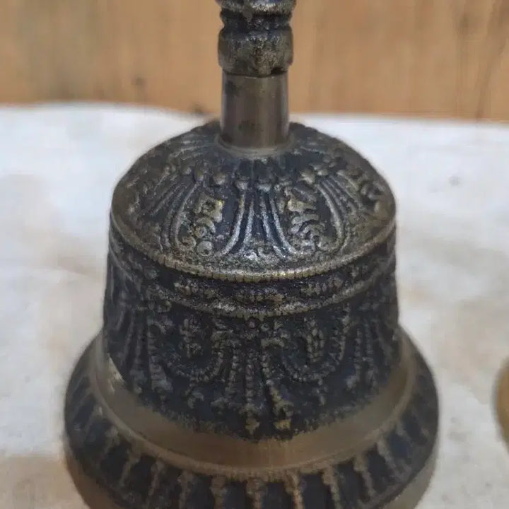 [BUNJANG] Antique Bronze Singing Bowls Set of 2 / 옛날 고급 동 요령 2점