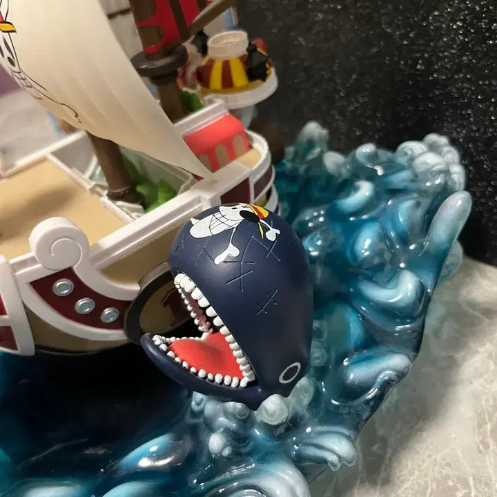 [BUNJANG] One Piece Thousand Sunny Mega World Collectable Figure with Resin Base / 원피스 써니호(메가월콜) 베이스(레진) 피규어