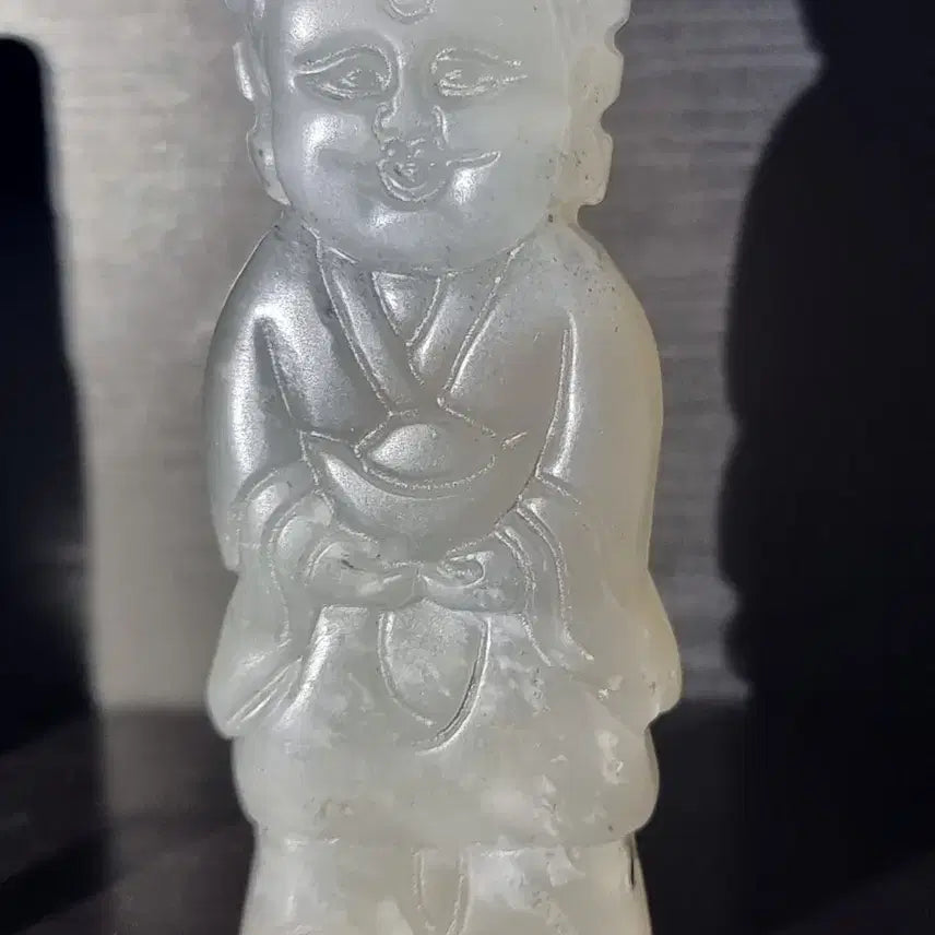 [BUNJANG] White Jade Boy Figurine / 저렴히 드립니다 백옥 동자상 색감이 예쁘고 강질의 옥 조각품