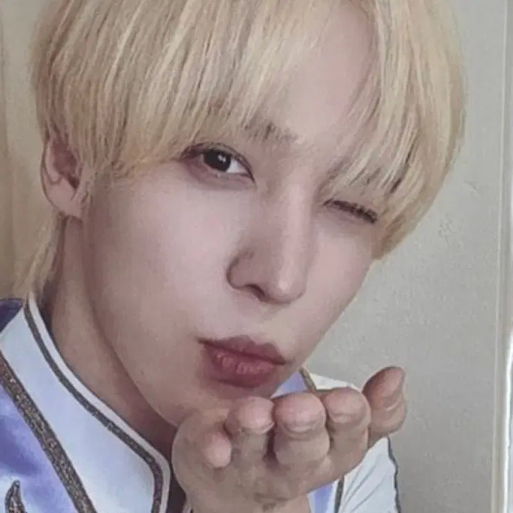 [BUNJANG] ATEEZ Makestar CUTIEZ Yunho Photocard / 에이티즈 메이크스타 큐티즈 윤호 포카