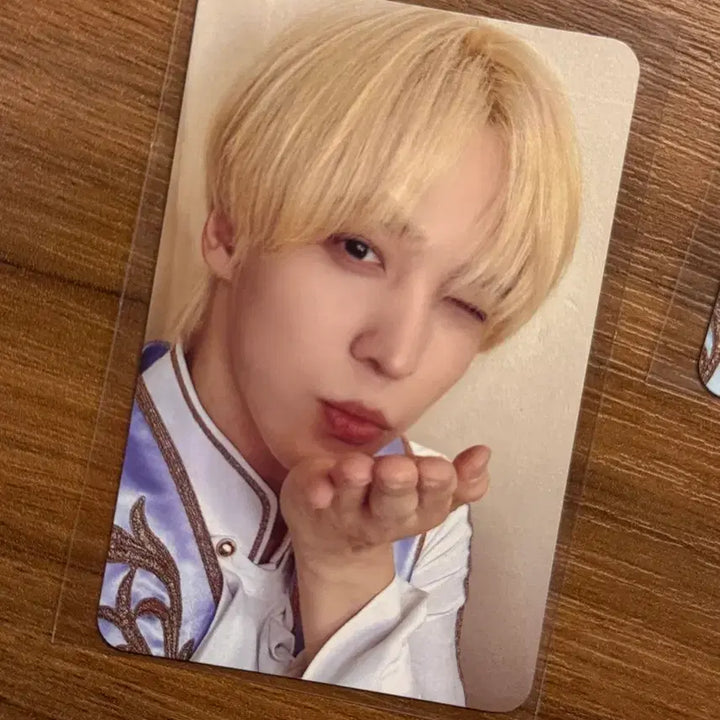 [BUNJANG] ATEEZ Makestar CUTIEZ Yunho Photocard / 에이티즈 메이크스타 큐티즈 윤호 포카
