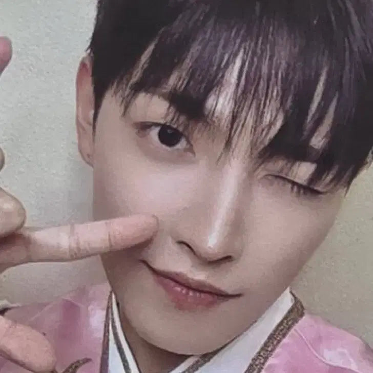 [BUNJANG] Ateez Makestar Hongjoong Cutieez Photocard / 에이티즈 메이크스타 큐티즈 홍중 포카