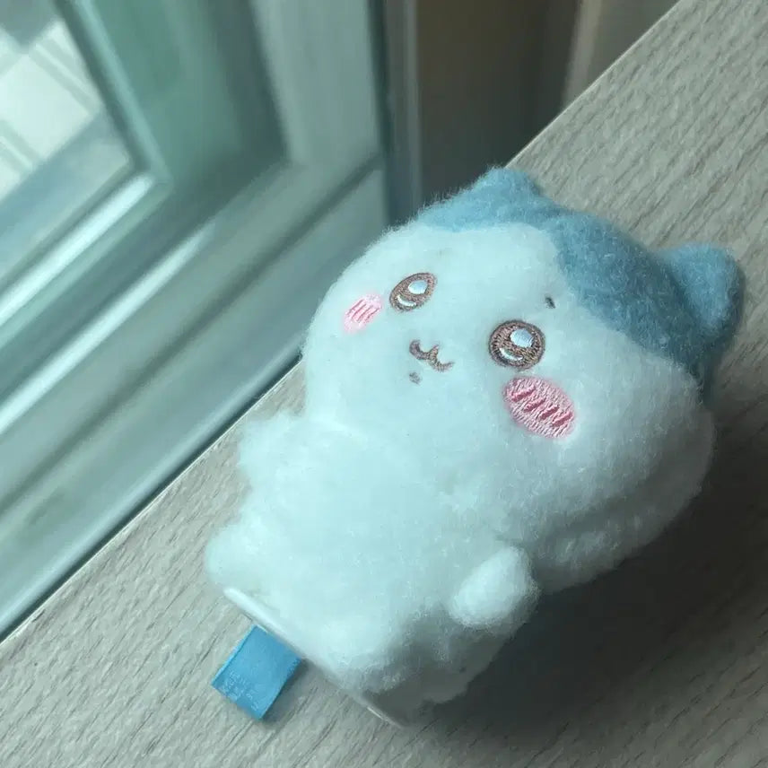 [BUNJANG] Chiikawa Fuwa Fuwa Hachiware Plush Doll / 피타레스토 호와호와 후와후와 하치와레 치이카와