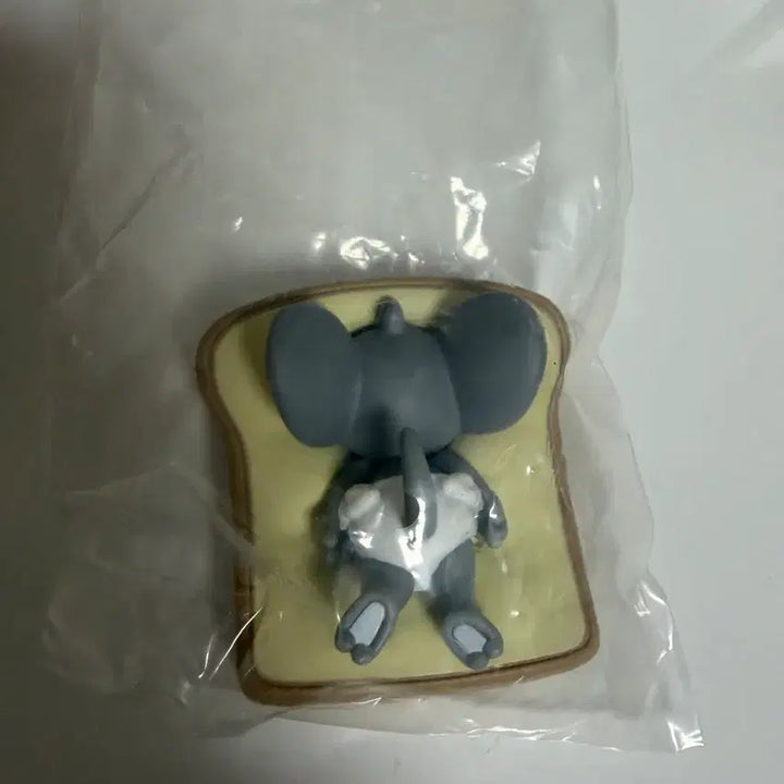 [BUNJANG] Tom and Jerry Tuppy Gacha Capsule Toys / 톰과제리 터피 가득 가챠