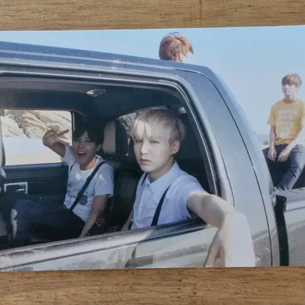 [BUNJANG] BTS Butterfly Dream Exhibition Print Photo / 방탄소년단 유닛 버터플라이 드림 전시회 인화사진