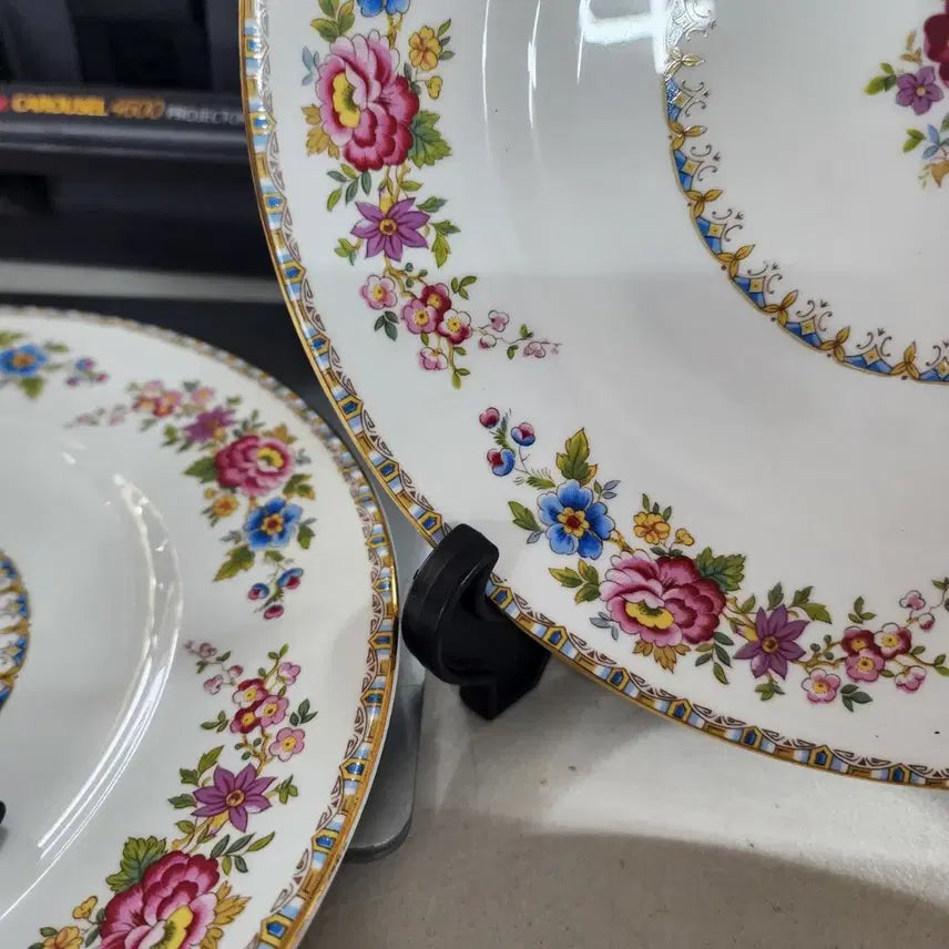 [BUNJANG] Royal Grafton Malvern Plate (Set of 2) / 영국 Royal Grafton바닦에 사용감 조금 있어요 쓸만합니다 지름27.5cm  2개에25000원