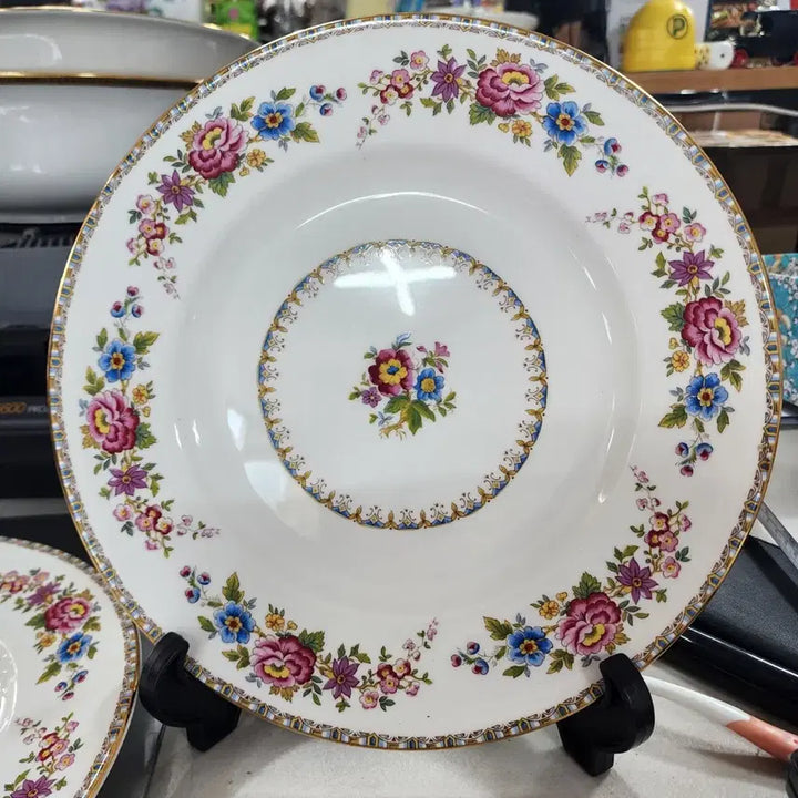 [BUNJANG] Royal Grafton Malvern Plate (Set of 2) / 영국 Royal Grafton바닦에 사용감 조금 있어요 쓸만합니다 지름27.5cm  2개에25000원