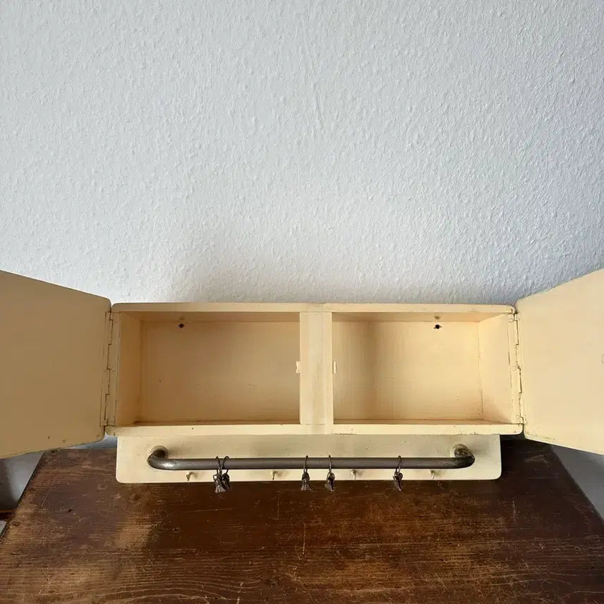 [BUNJANG] 1950s-60s German Vintage Mint Kitchen Wall Shelf / 독일)빈티지 민트 키친 벽선반