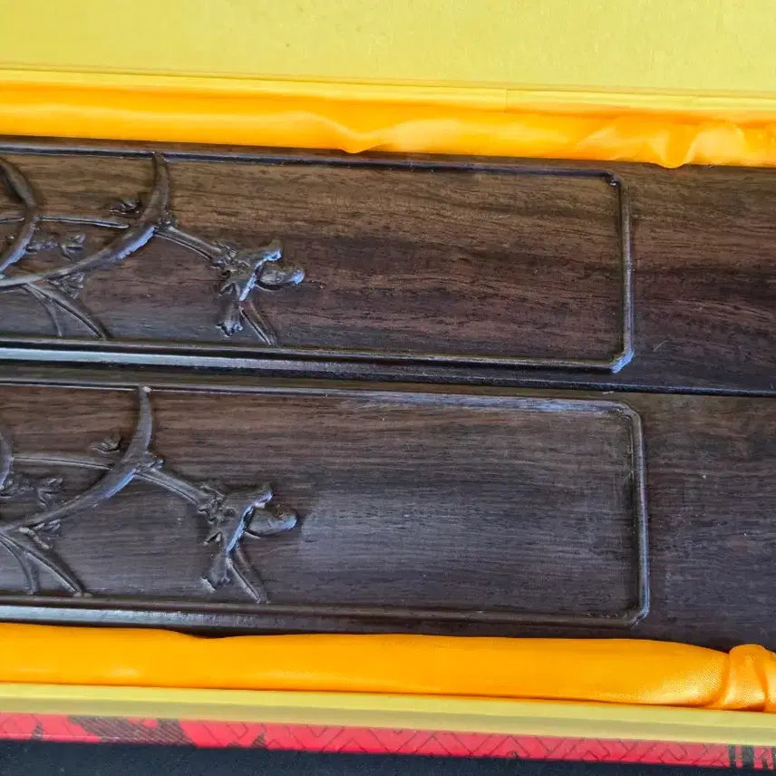 [BUNJANG] Ebony Paperweight Set with Carvings / 흑단 문진 한쌍