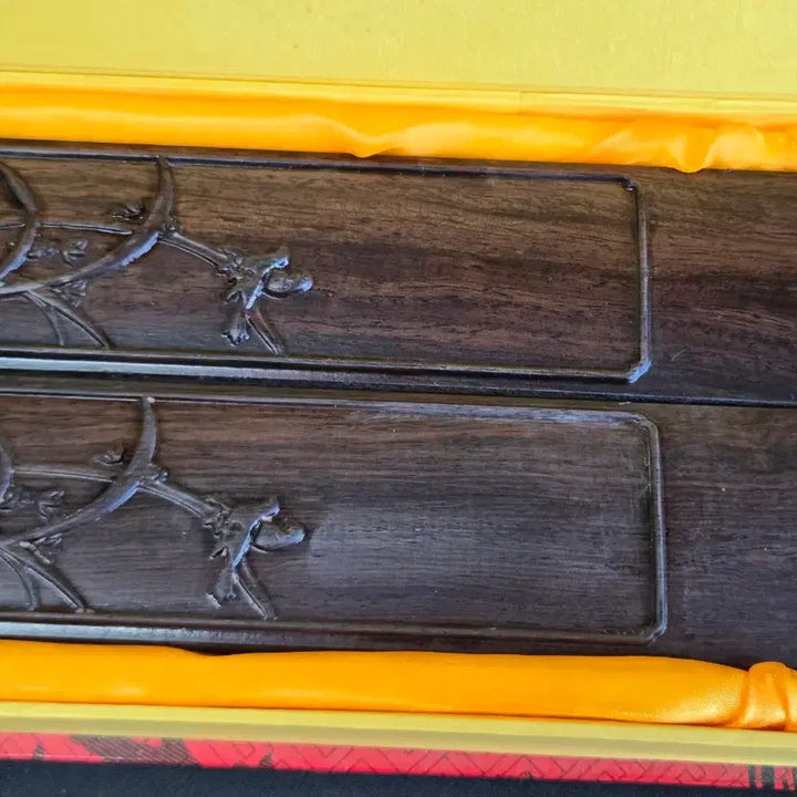 [BUNJANG] Ebony Paperweight Set with Carvings / 흑단 문진 한쌍